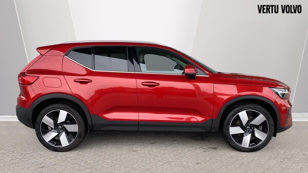 Used Volvo XC40 2023 for sale - 75526441: Photo 3