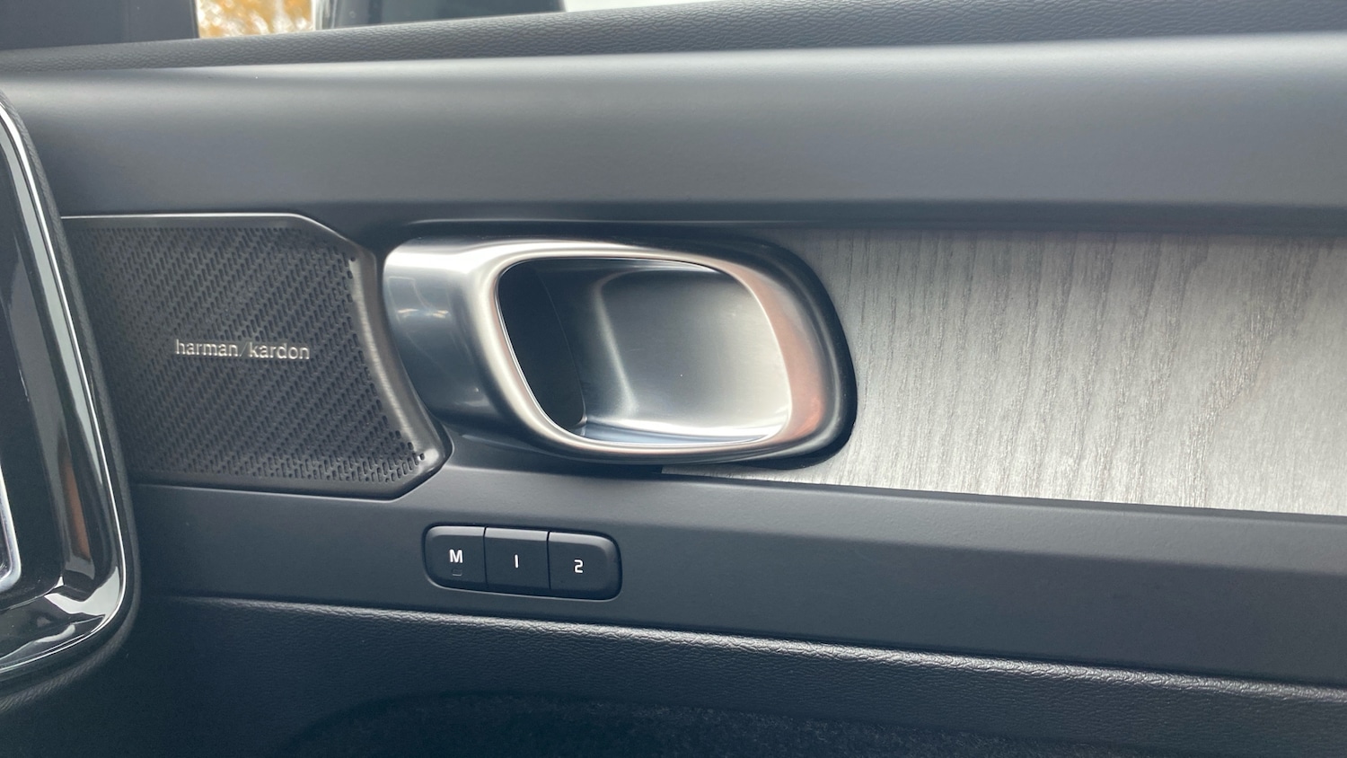 Used Volvo XC40 2024 for sale - 76653277: Photo 15