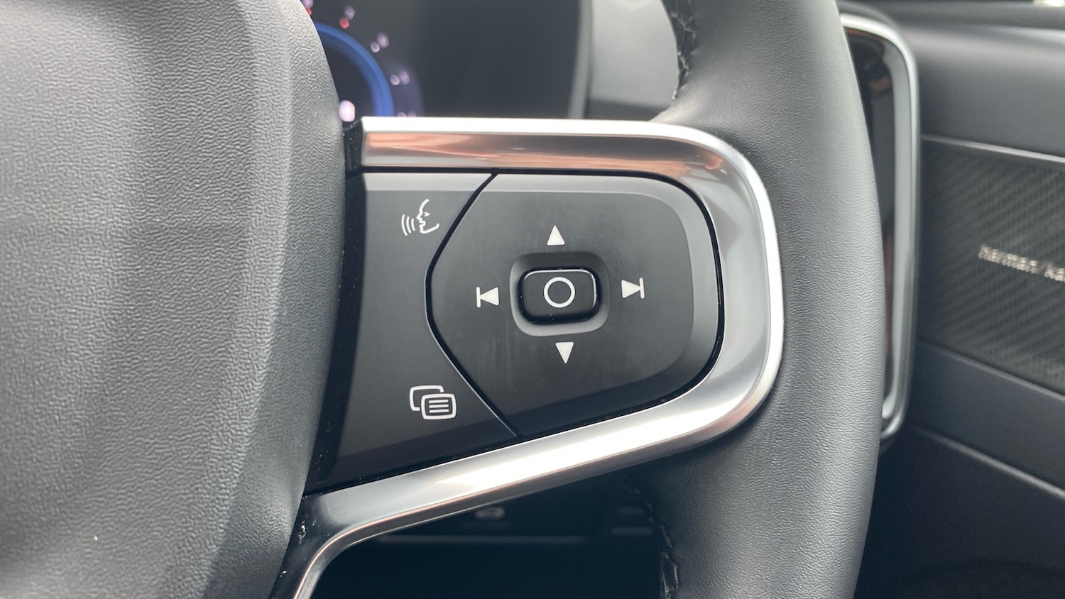 Used Volvo XC40 2024 for sale - 76653277: Photo 19