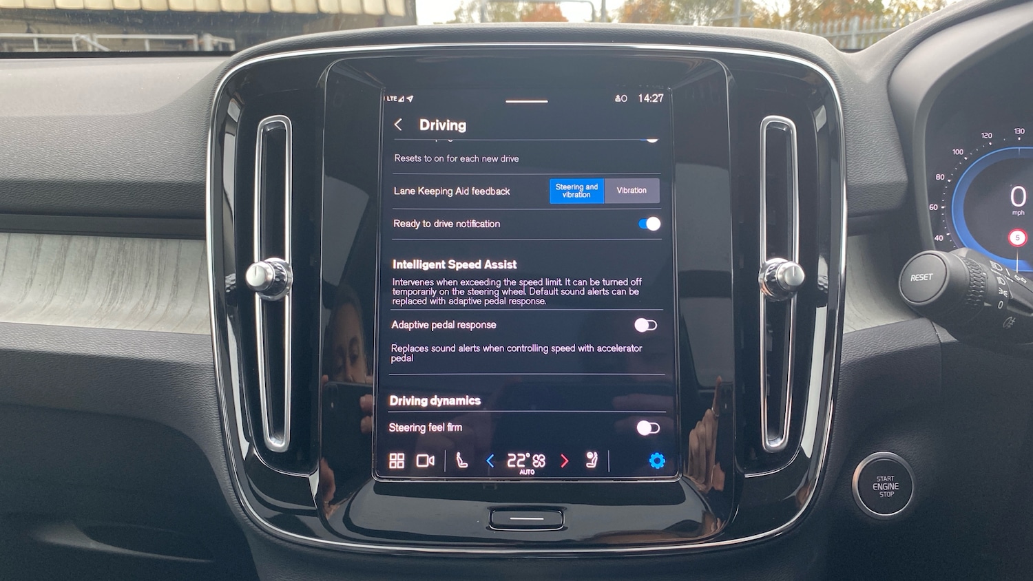 Used Volvo XC40 2024 for sale - 76653277: Photo 36