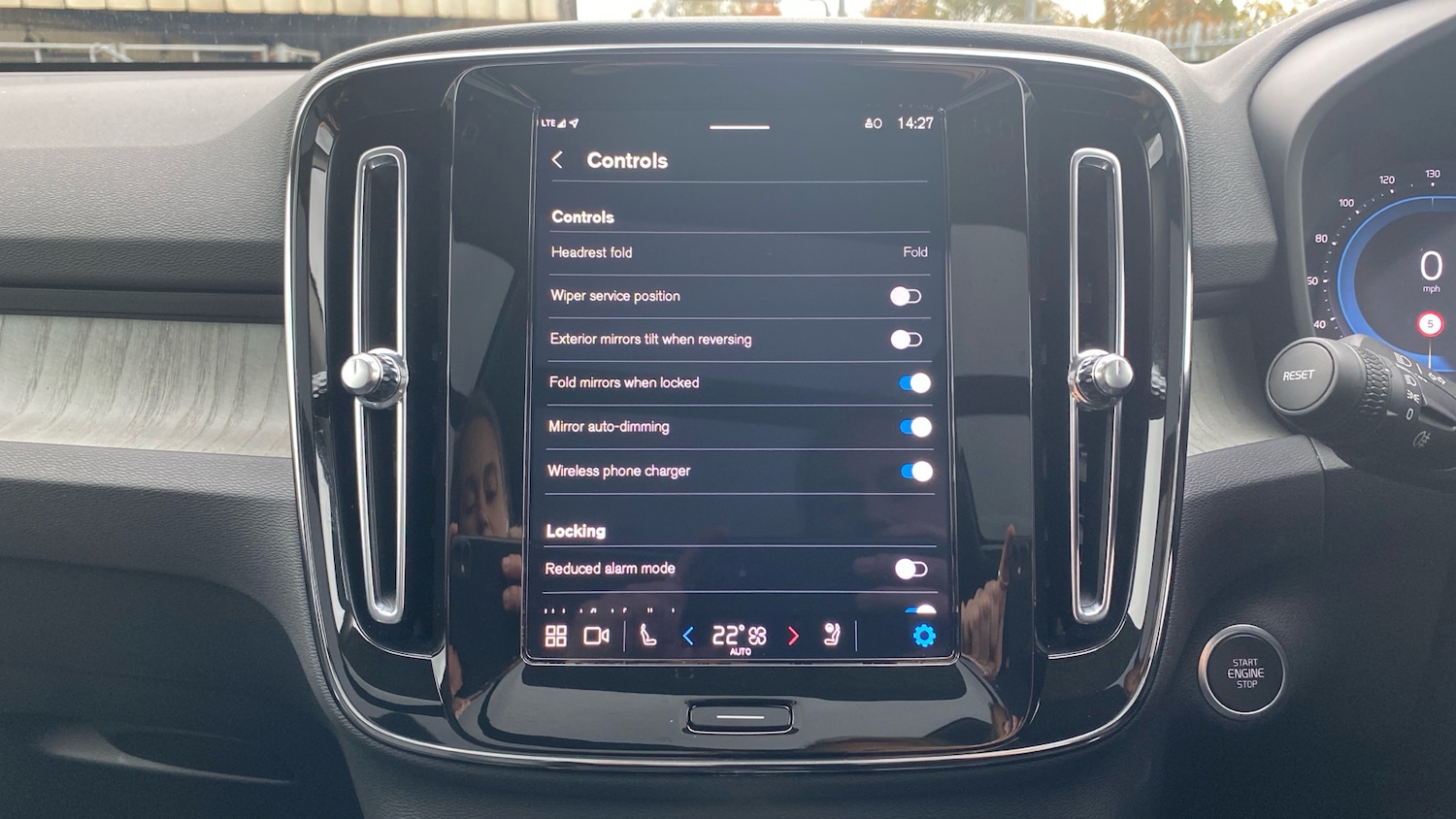 Used Volvo XC40 2024 for sale - 76653277: Photo 37