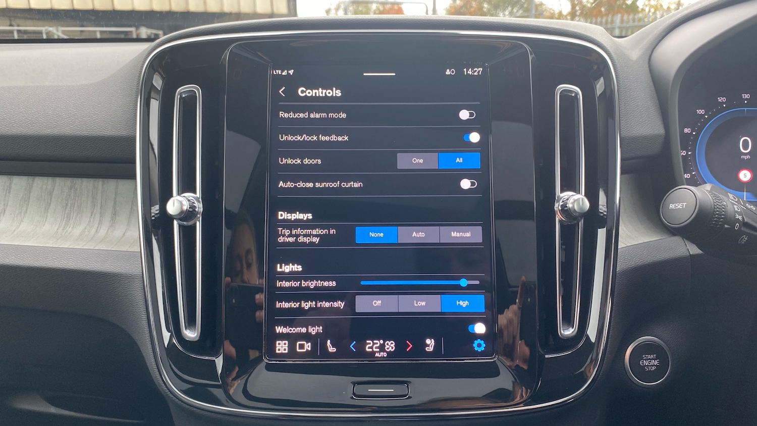 Used Volvo XC40 2024 for sale - 76653277: Photo 38