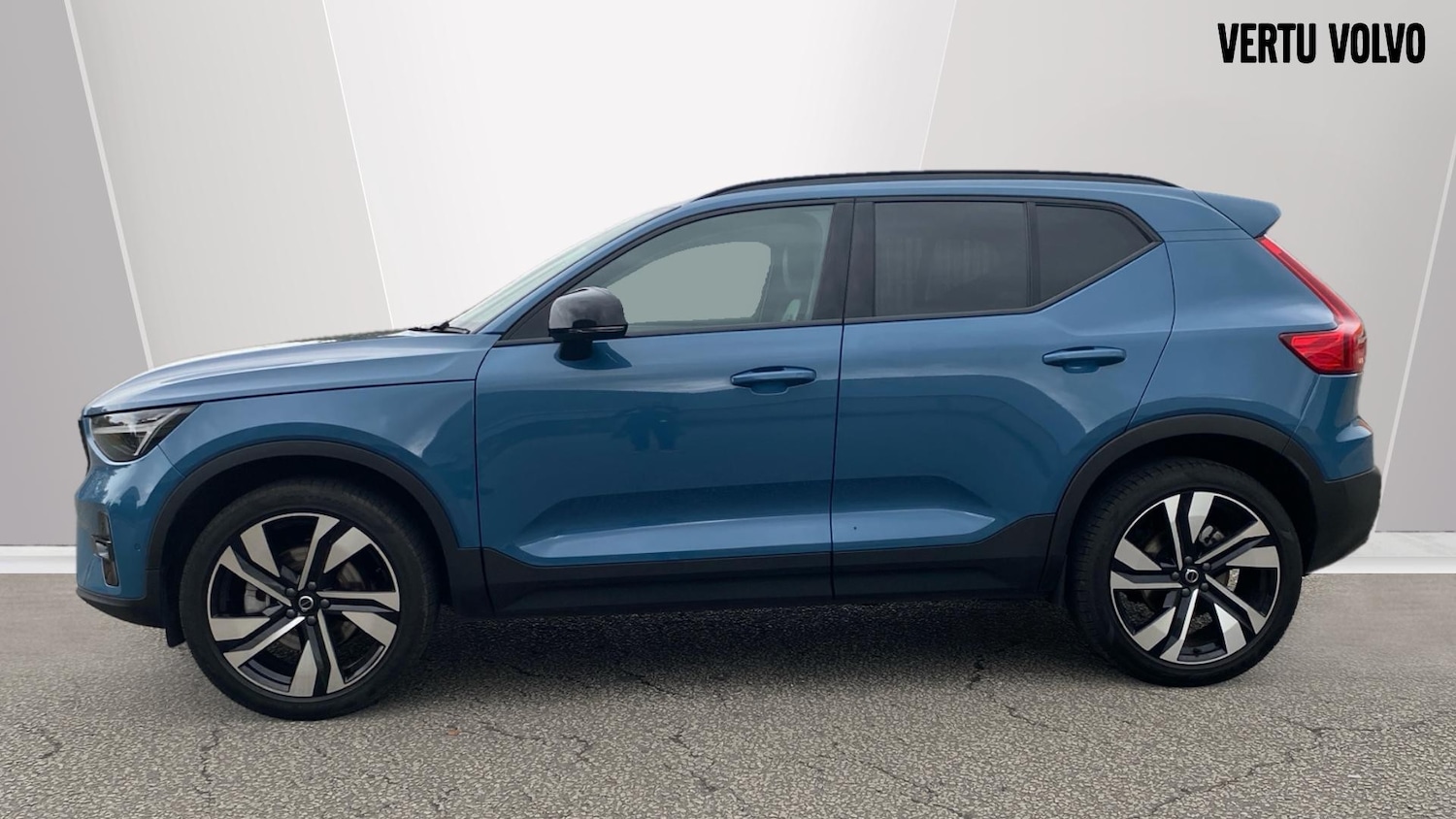 Used Volvo XC40 2024 for sale - 76653277: Photo 8