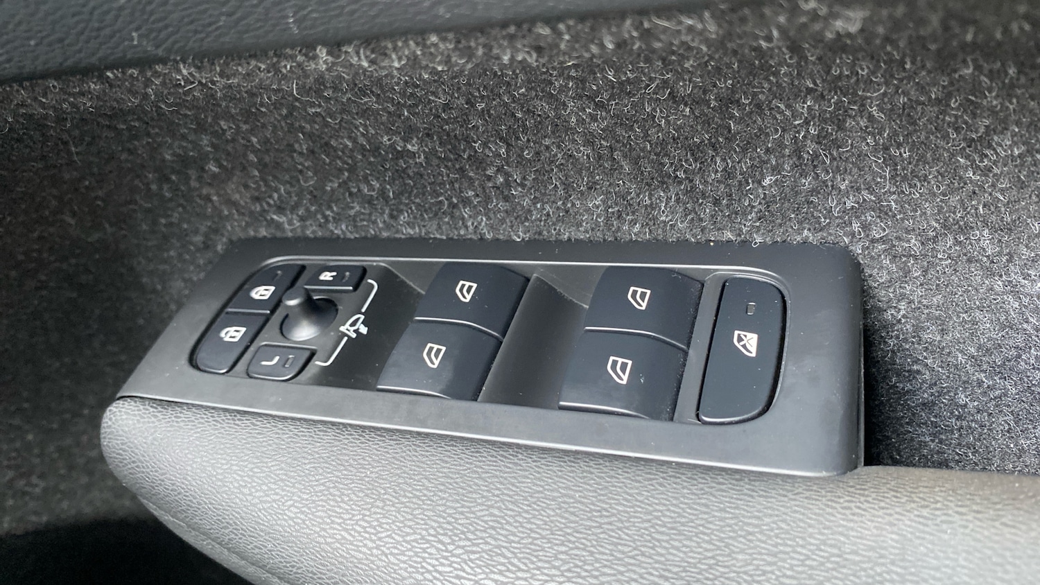 Used Volvo XC40 2020 for sale - 76653281: Photo 22