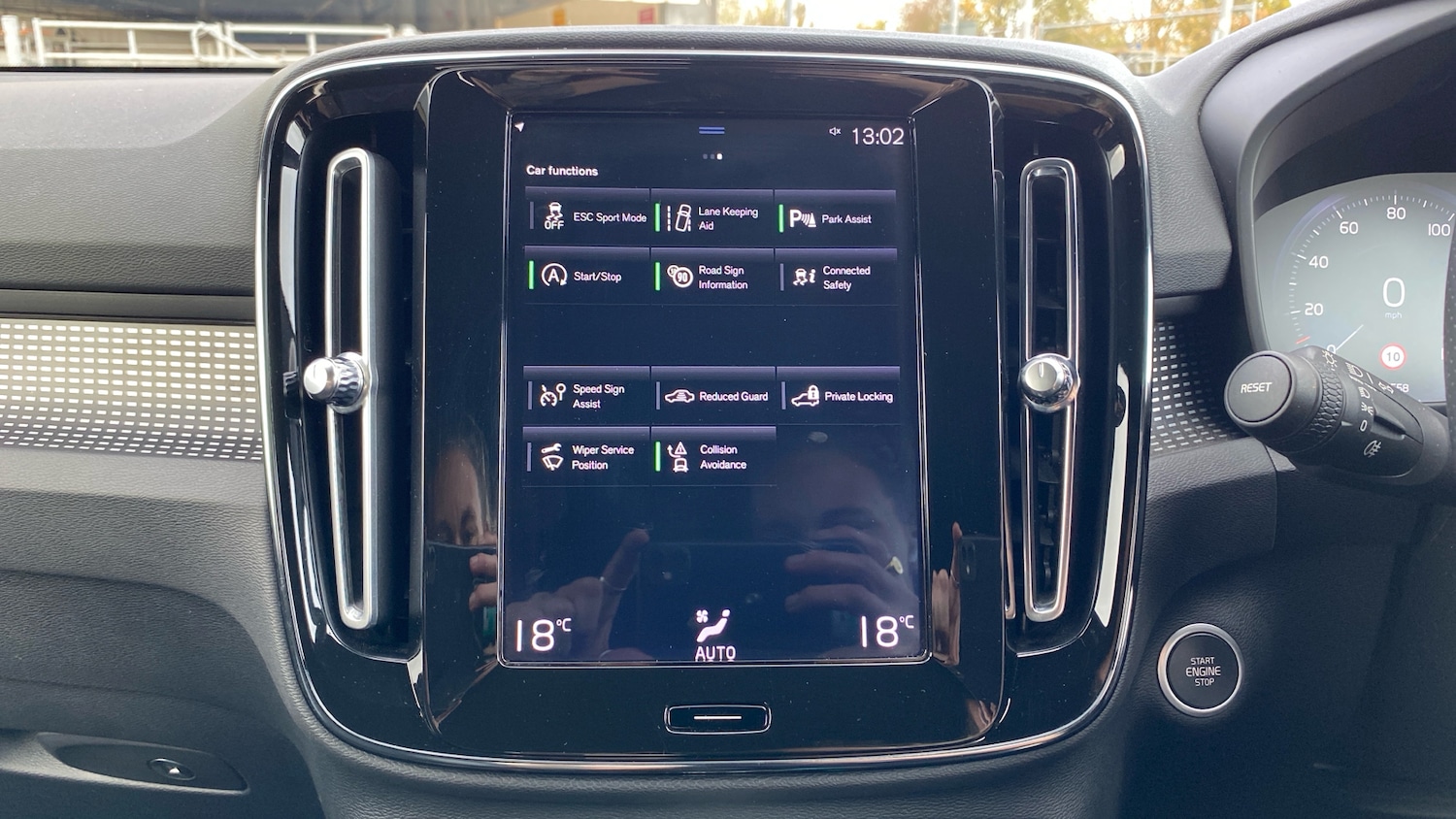 Used Volvo XC40 2020 for sale - 76653281: Photo 28