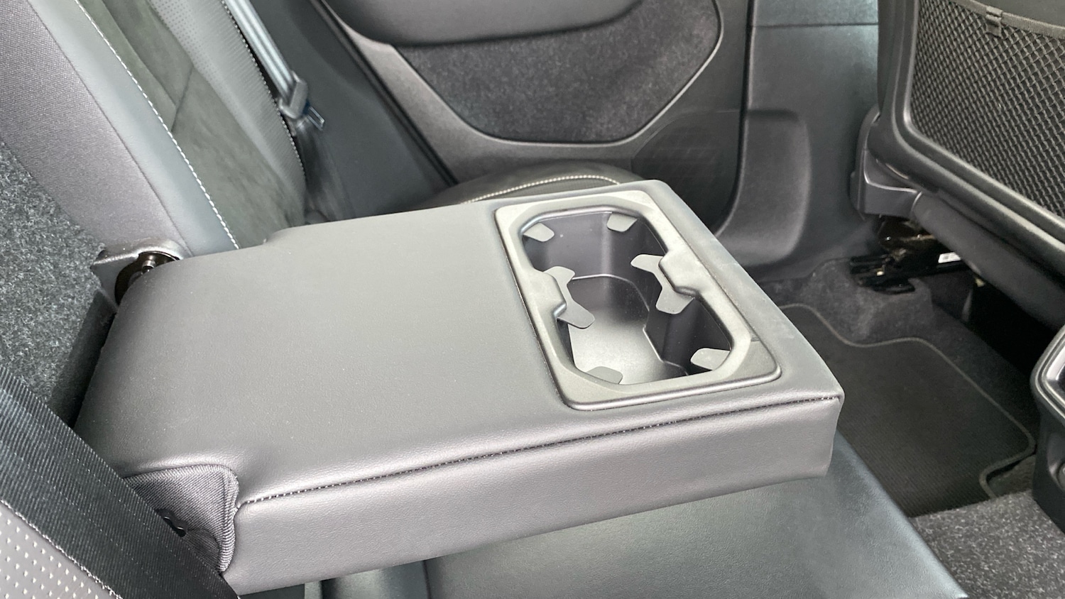 Used Volvo XC40 2020 for sale - 76653281: Photo 33