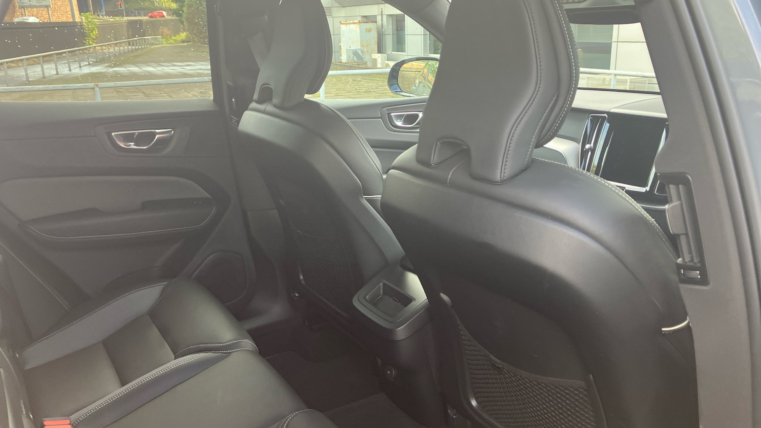 Used Volvo XC60 2022 for sale - 76653212: Photo 30