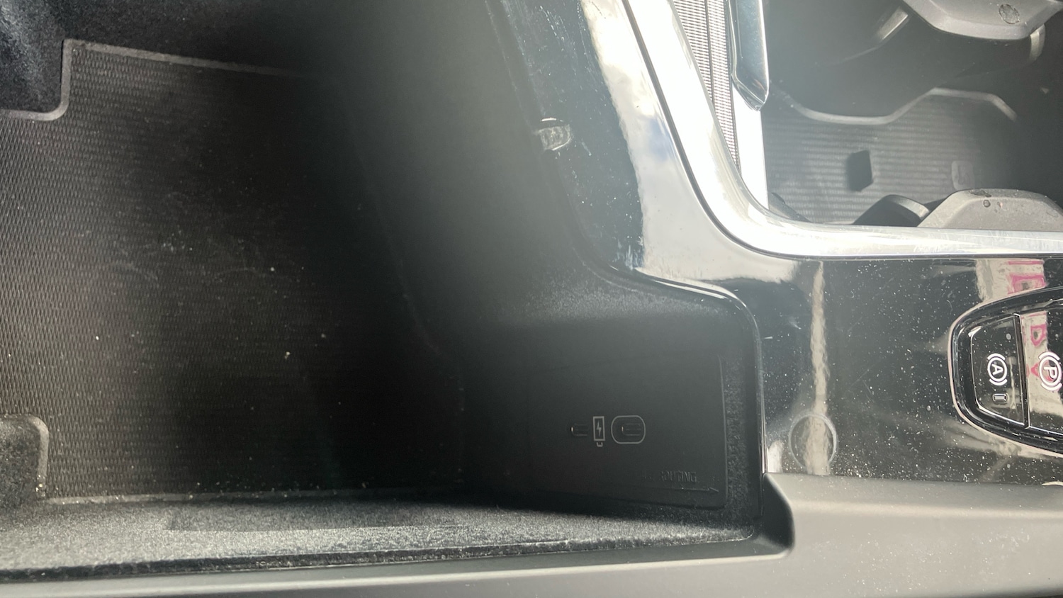 Used Volvo XC60 2022 for sale - 76653212: Photo 52