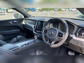 Used Volvo XC60 2019 for sale - 78929237: Photo