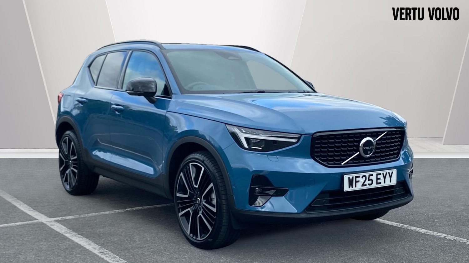 Used Volvo XC40 2025 for sale - 76006683: Photo 1