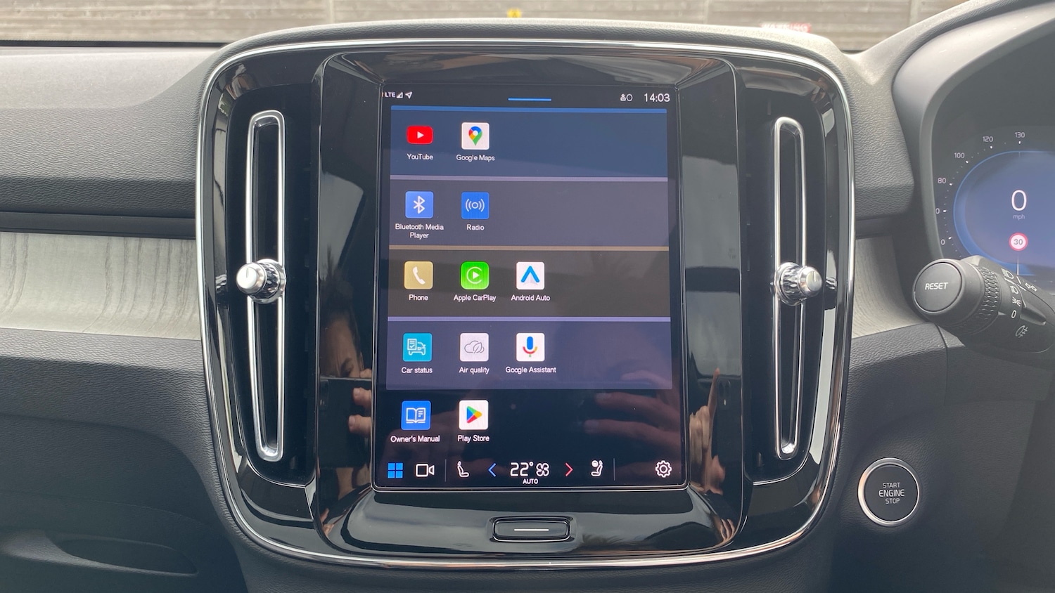 Used Volvo XC40 2025 for sale - 76006683: Photo 28