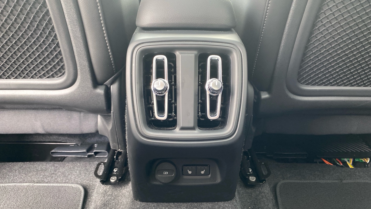 Used Volvo XC40 2025 for sale - 76006683: Photo 42