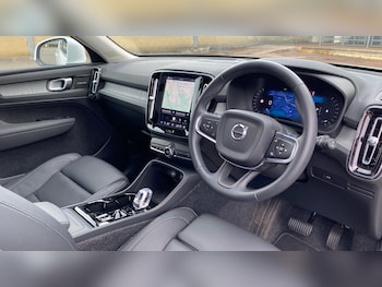 Used Volvo XC40 2025 for sale - 78452647: Photo