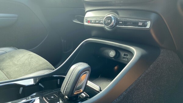 Used Volvo XC40 2022 for sale - 75332889: Photo 14