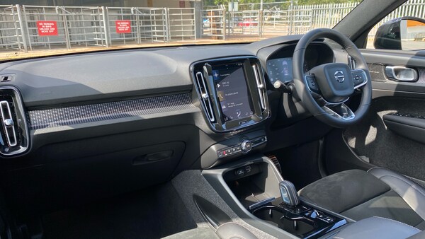 Used Volvo XC40 2022 for sale - 75332889: Photo 4
