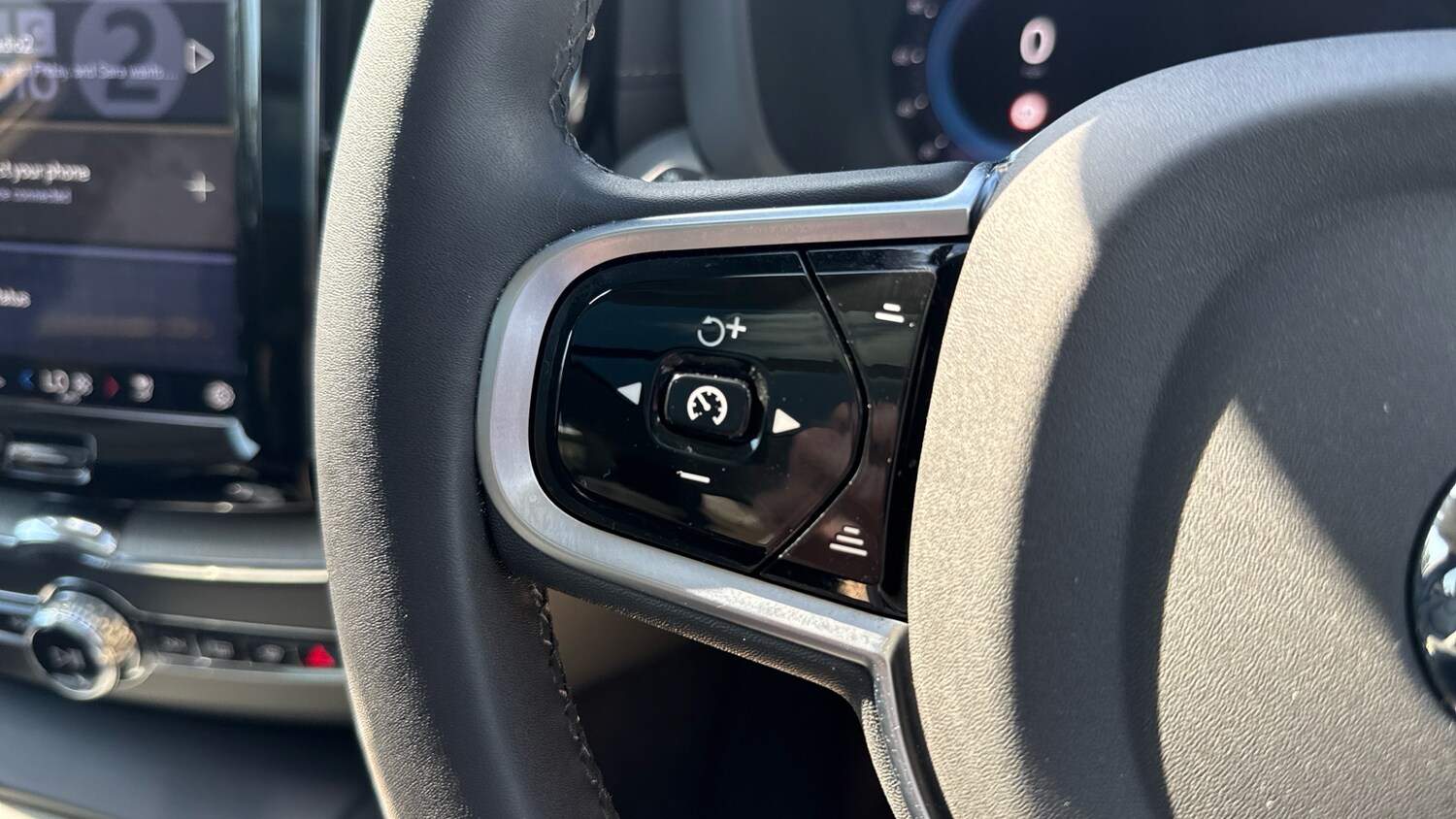 Used Volvo XC60 2024 for sale - 76719962: Photo 18