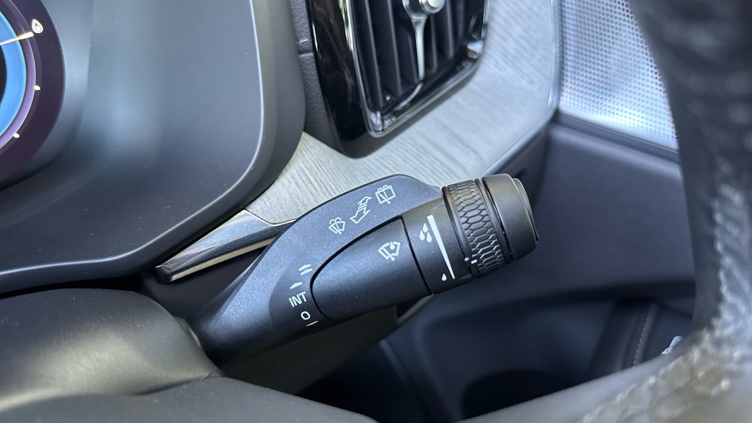 Used Volvo XC60 2024 for sale - 76719962: Photo 25