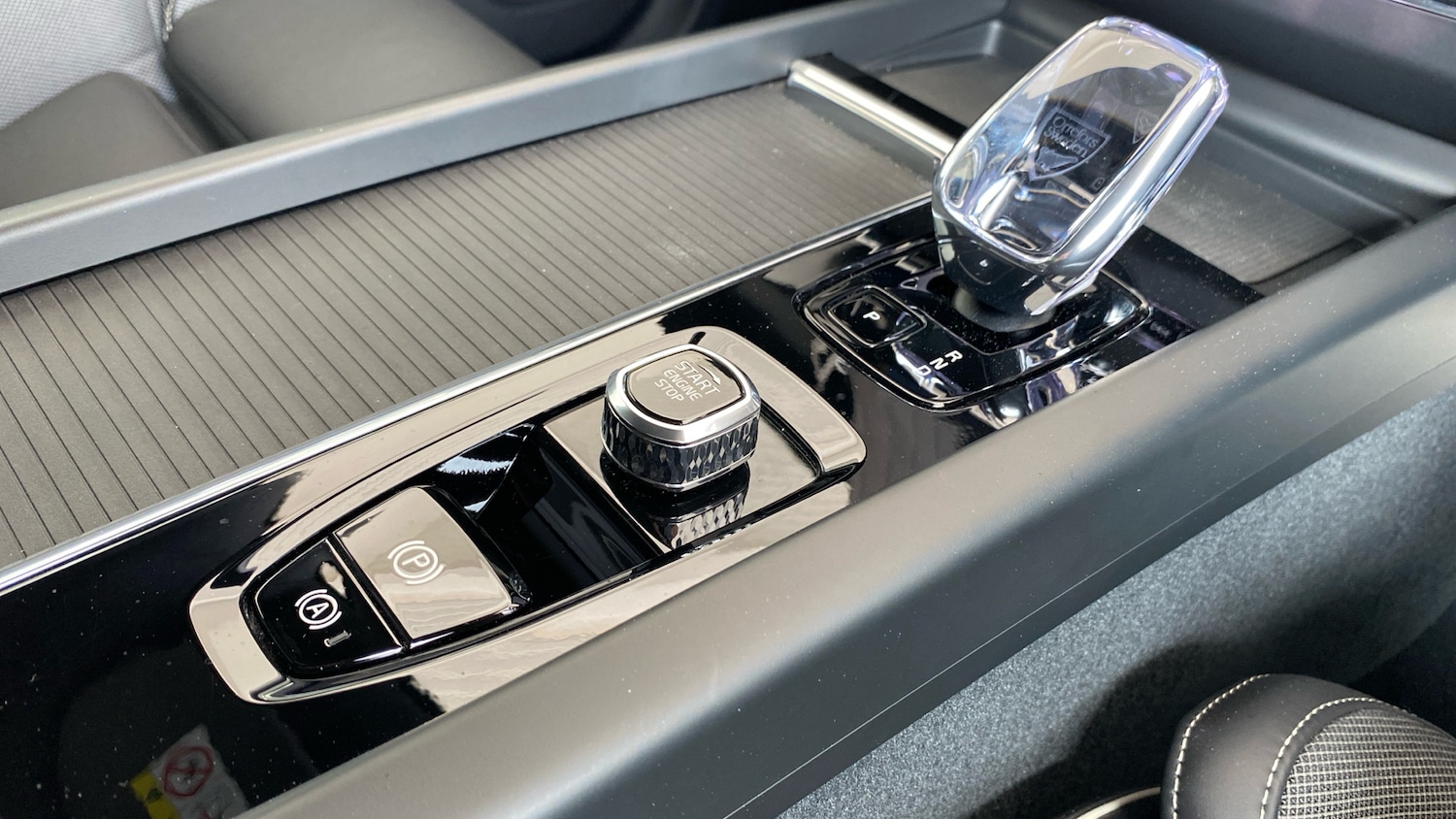 Used Volvo XC60 2025 for sale - 77851185: Photo 25