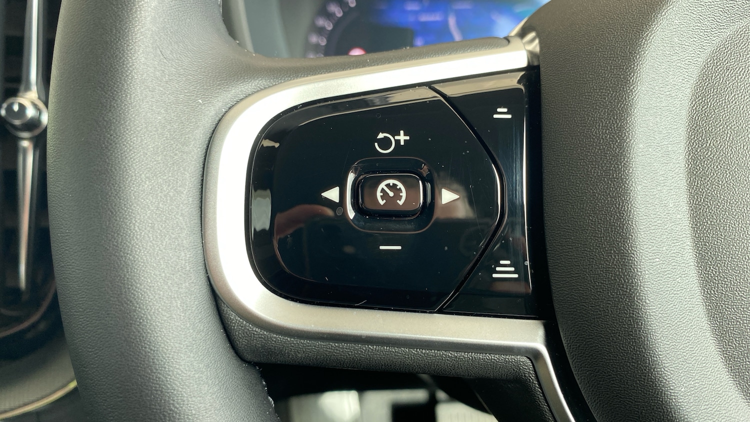 Used Volvo XC60 2025 for sale - 77851185: Photo 26