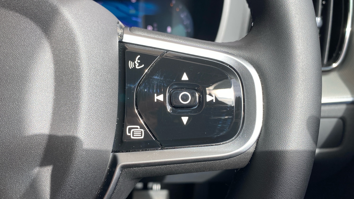 Used Volvo XC60 2025 for sale - 77851185: Photo 27