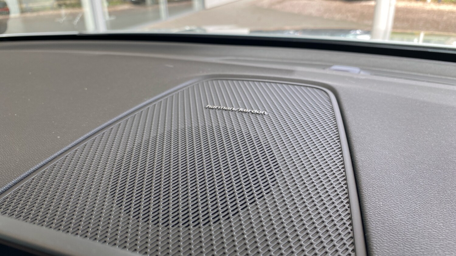 Used Volvo XC60 2025 for sale - 77851185: Photo 33