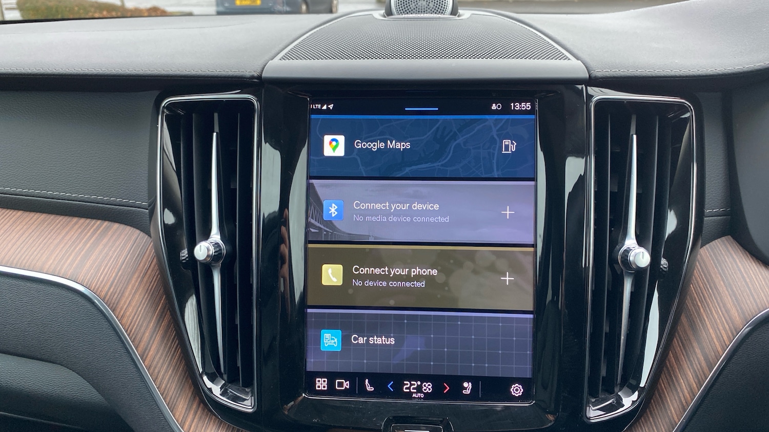 Used Volvo XC60 2022 for sale - 76877776: Photo 12