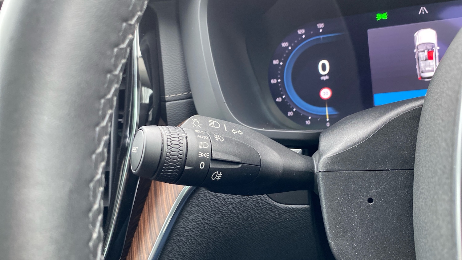 Used Volvo XC60 2022 for sale - 76877776: Photo 16