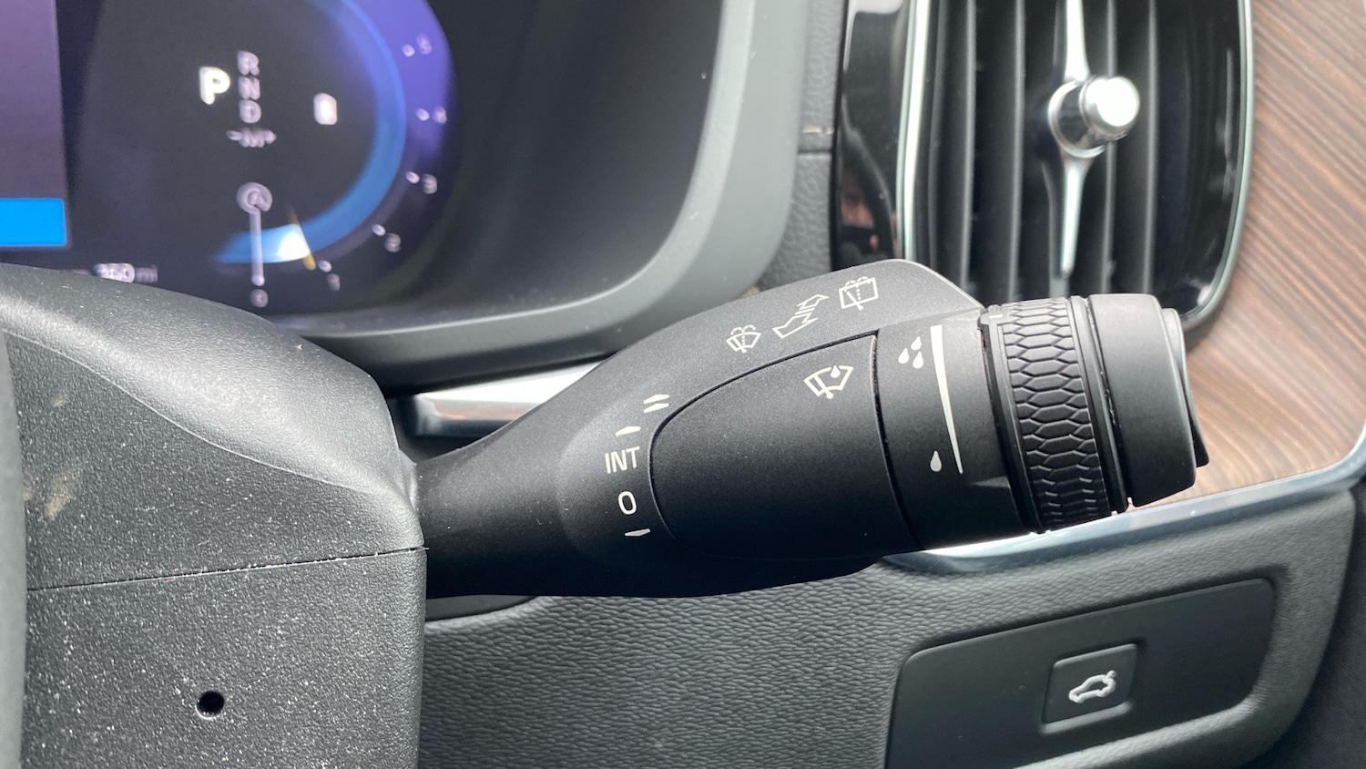 Used Volvo XC60 2022 for sale - 76877776: Photo 19