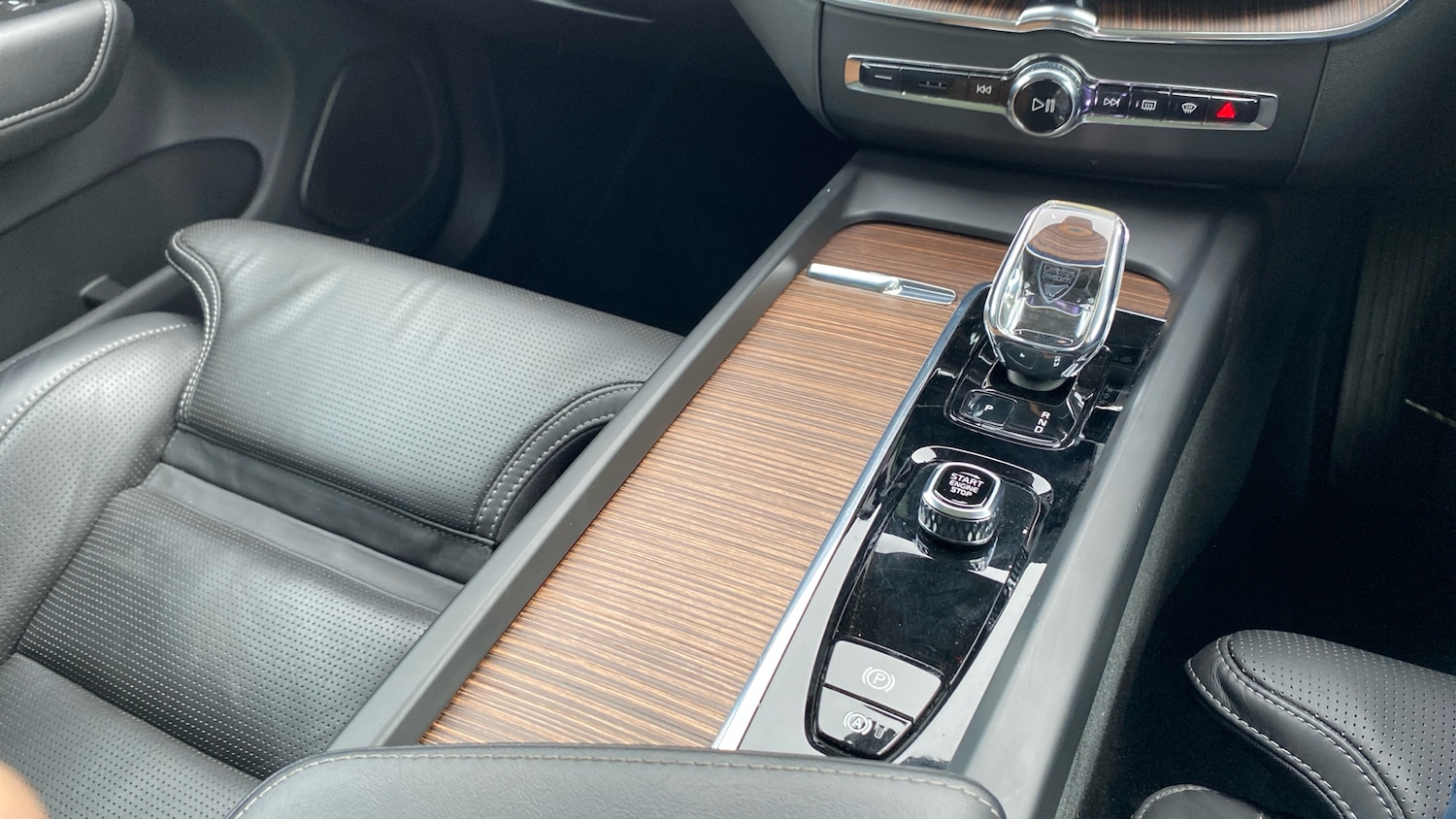 Used Volvo XC60 2022 for sale - 76877776: Photo 21