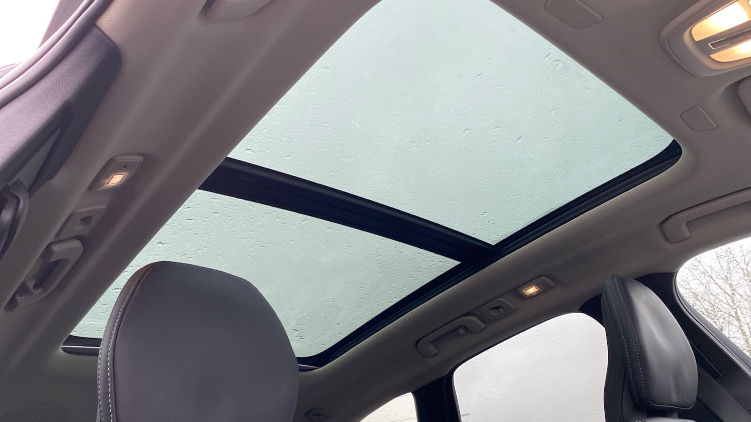 Used Volvo XC60 2022 for sale - 76877776: Photo 23