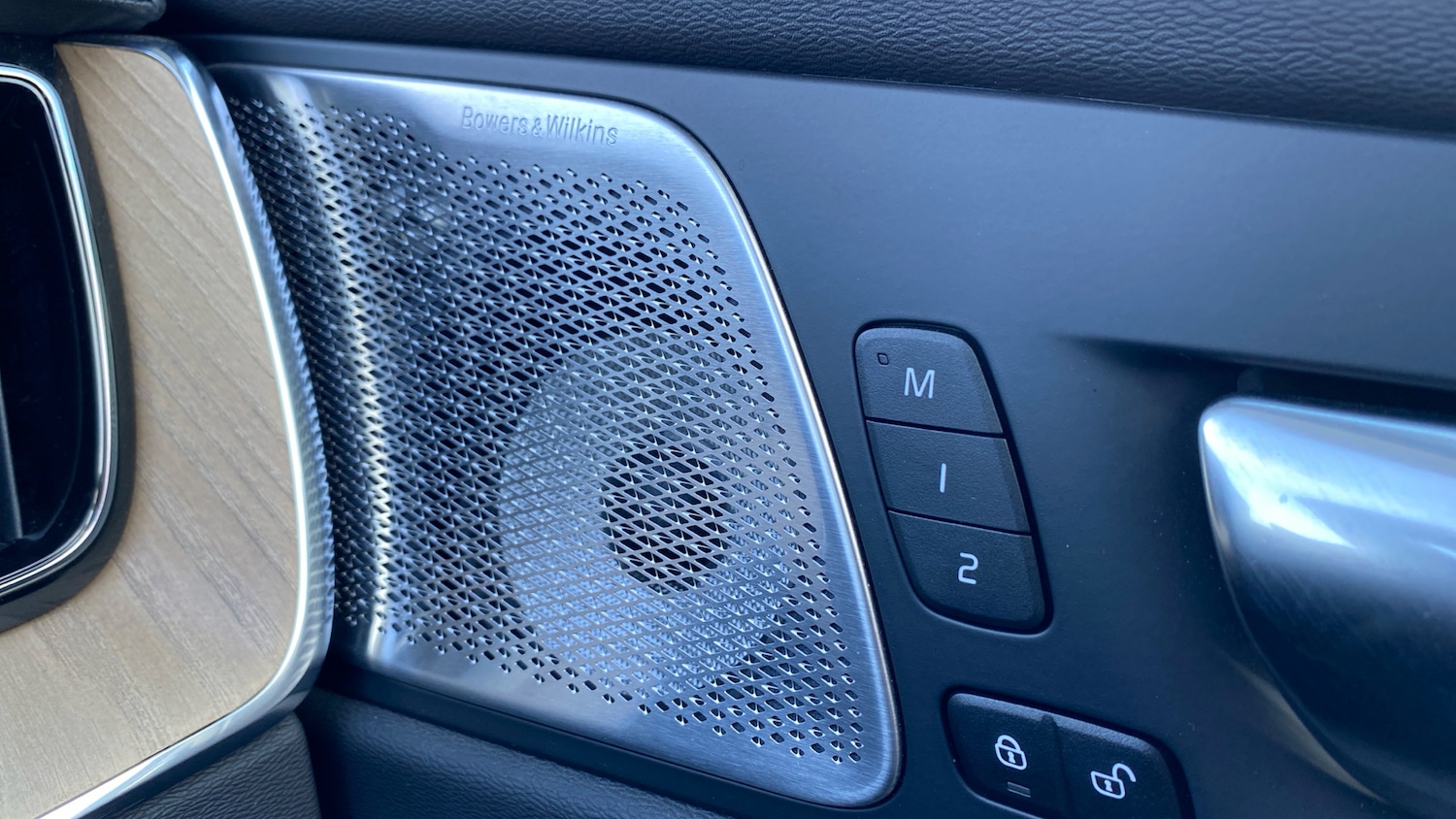 Used Volvo XC60 2025 for sale - 77323779: Photo 33