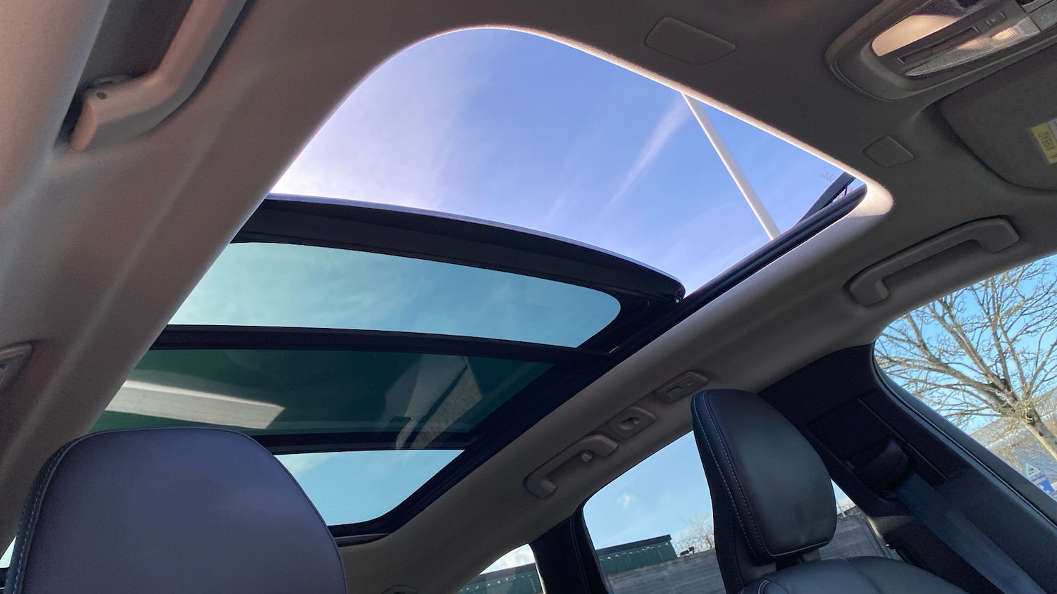 Used Volvo XC60 2025 for sale - 77323779: Photo 34