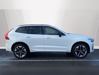Used Volvo XC60 2025 for sale - 77323779: Photo