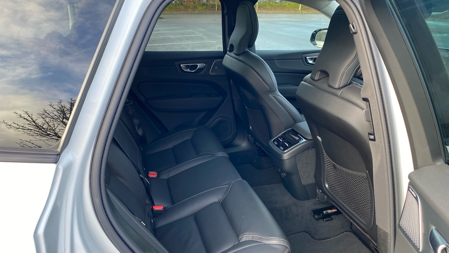 Used Volvo XC60 2025 for sale - 77323779: Photo 6