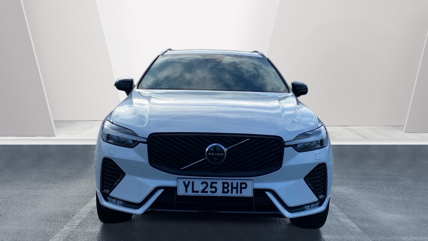 Used Volvo XC60 2025 for sale - 77323779: Photo 8