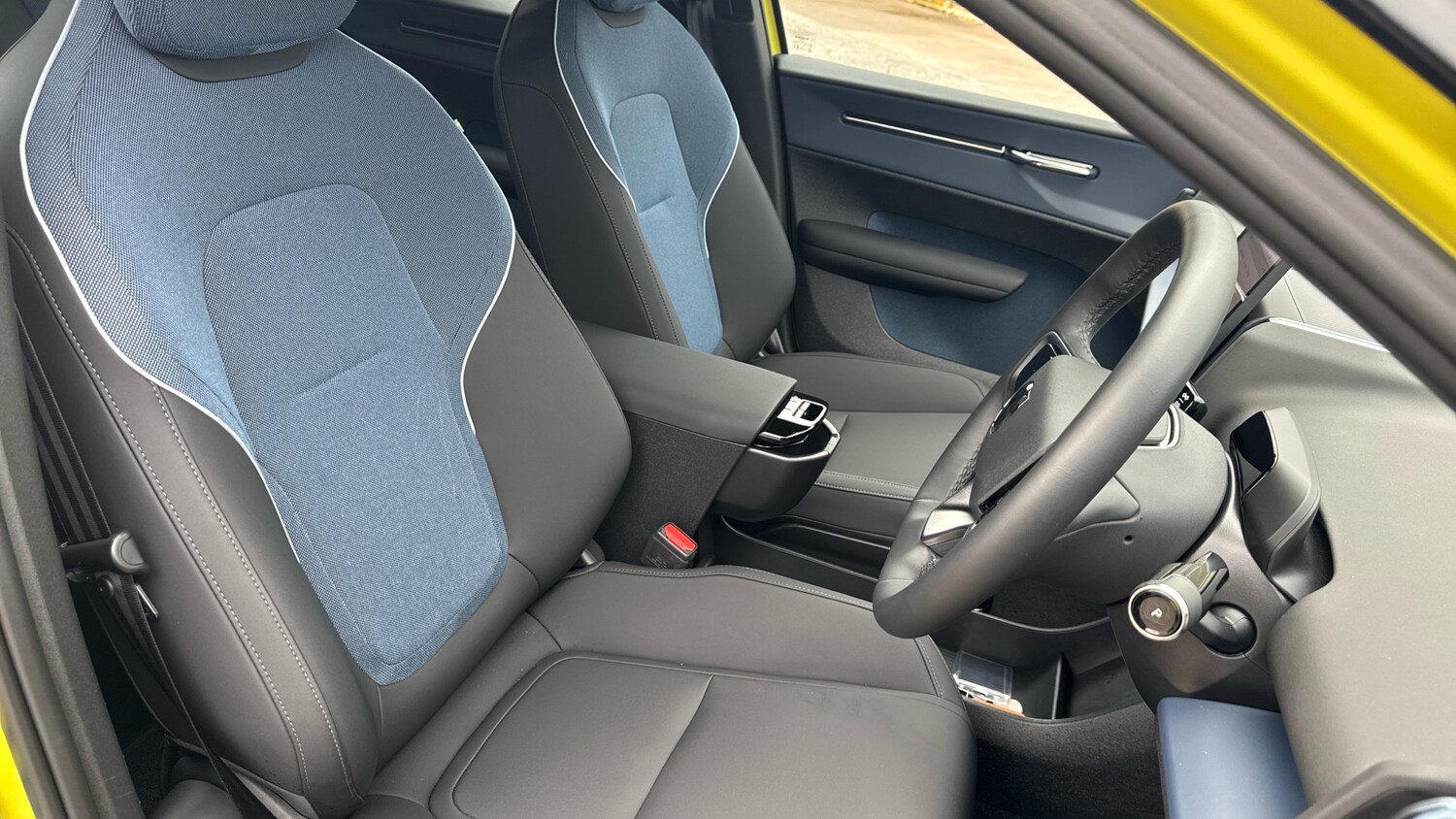 Used Volvo EX30 2024 for sale - 76653270: Photo 9