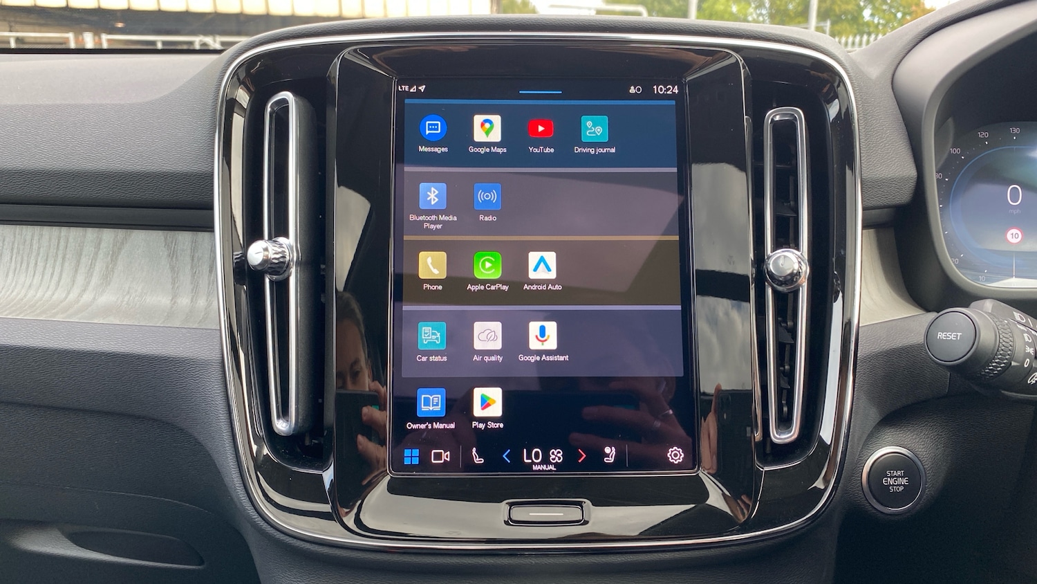 Used Volvo XC40 2025 for sale - 77069547: Photo 28