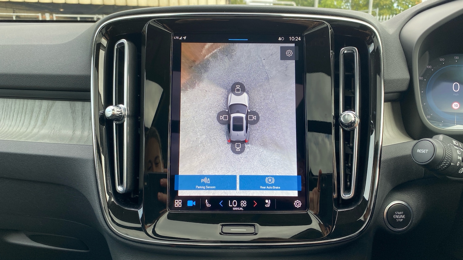 Used Volvo XC40 2025 for sale - 77069547: Photo 29