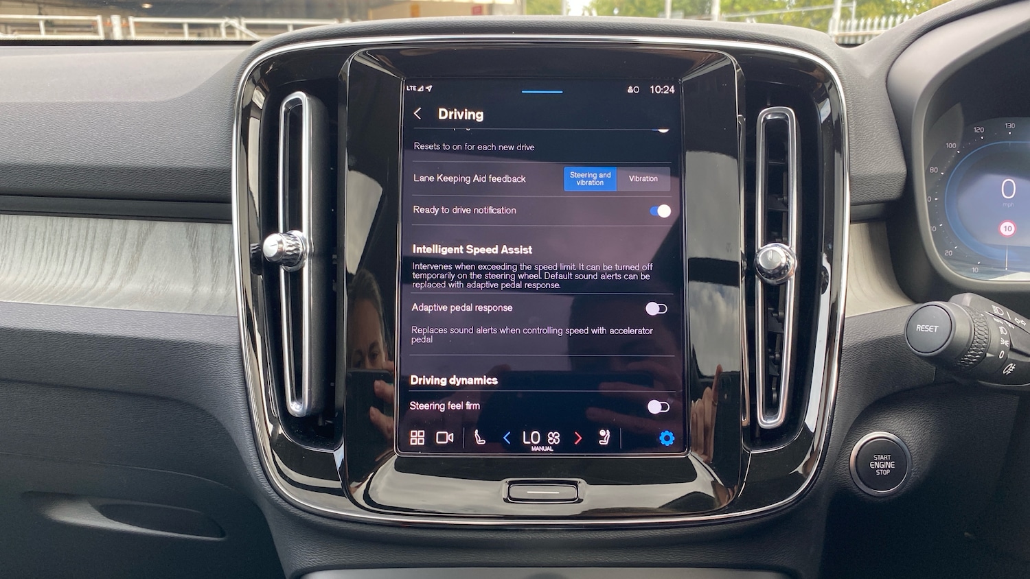 Used Volvo XC40 2025 for sale - 77069547: Photo 35