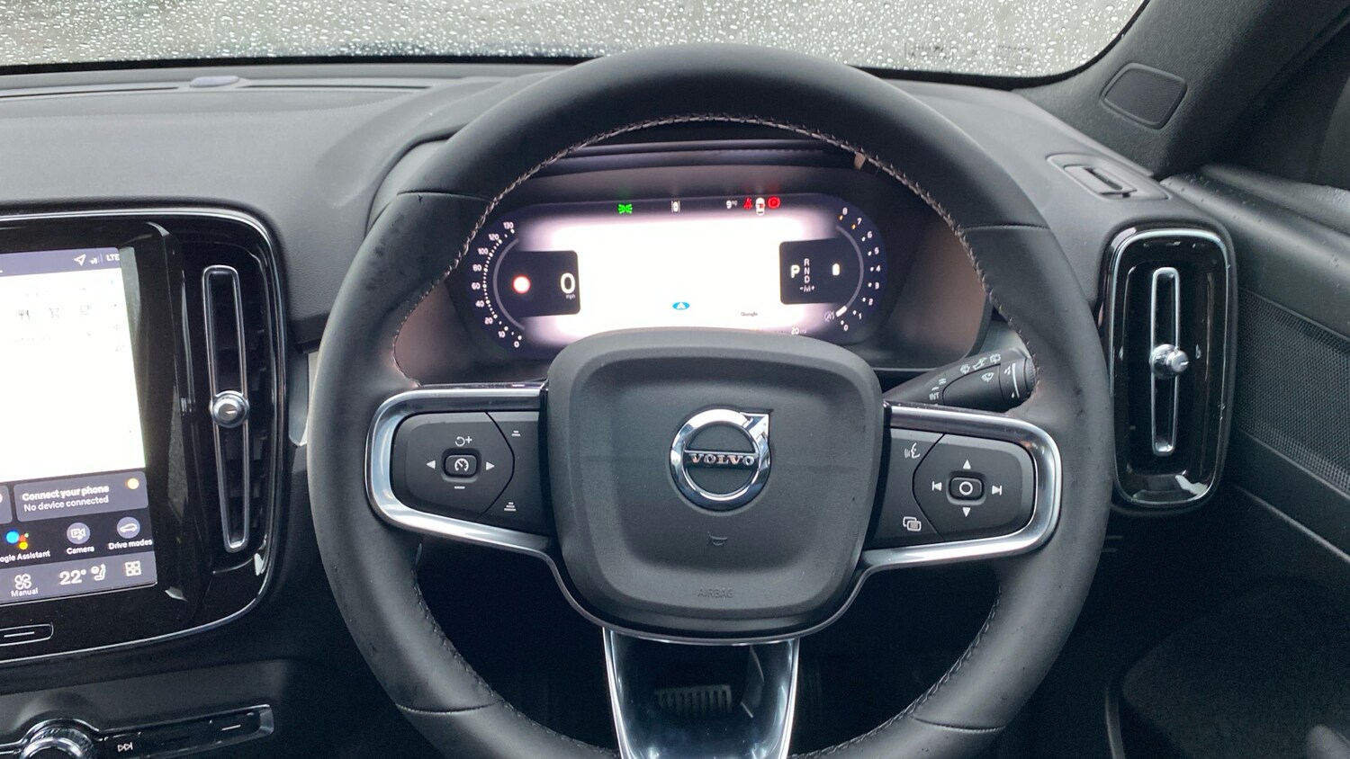 Used Volvo XC40 2025 for sale - 77337456: Photo 10