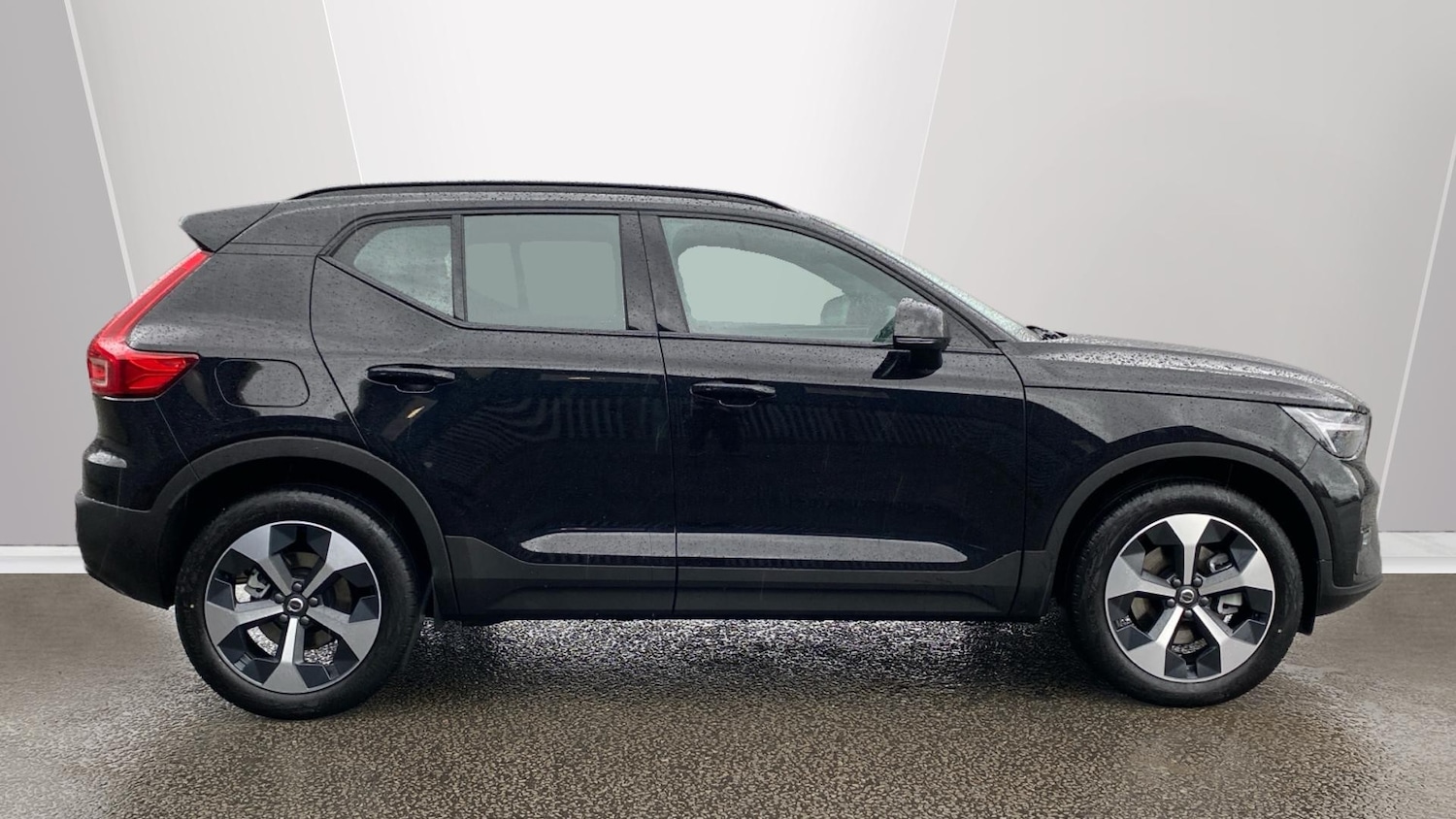 Used Volvo XC40 2025 for sale - 77337456: Photo 3