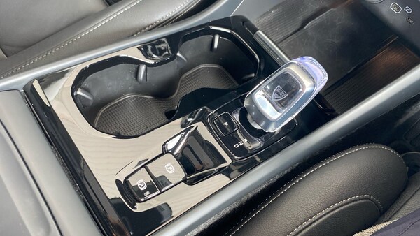 Used Volvo XC40 2024 for sale - 75358458: Photo 39
