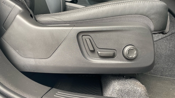 Used Volvo XC40 2024 for sale - 75358458: Photo 41