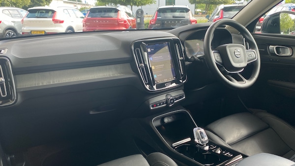 Used Volvo XC40 2024 for sale - 75358458: Photo 4