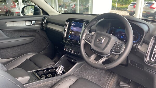 Used Volvo XC40 2024 for sale - 75358458: Photo 5