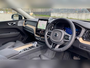 Used Volvo XC60 2025 for sale - 77774972: Photo