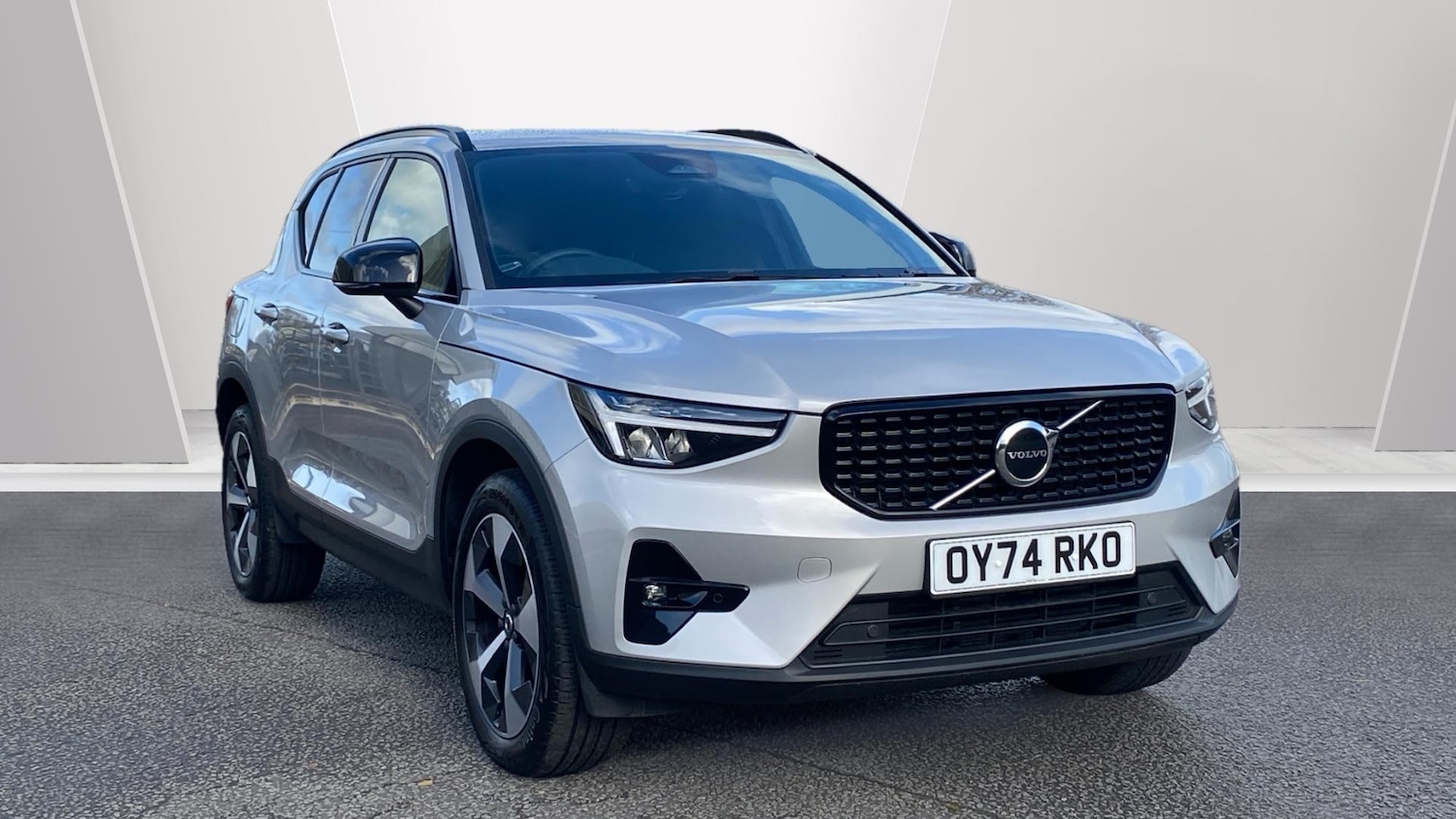 Used Volvo XC40 2024 for sale - 76653263: Photo 1