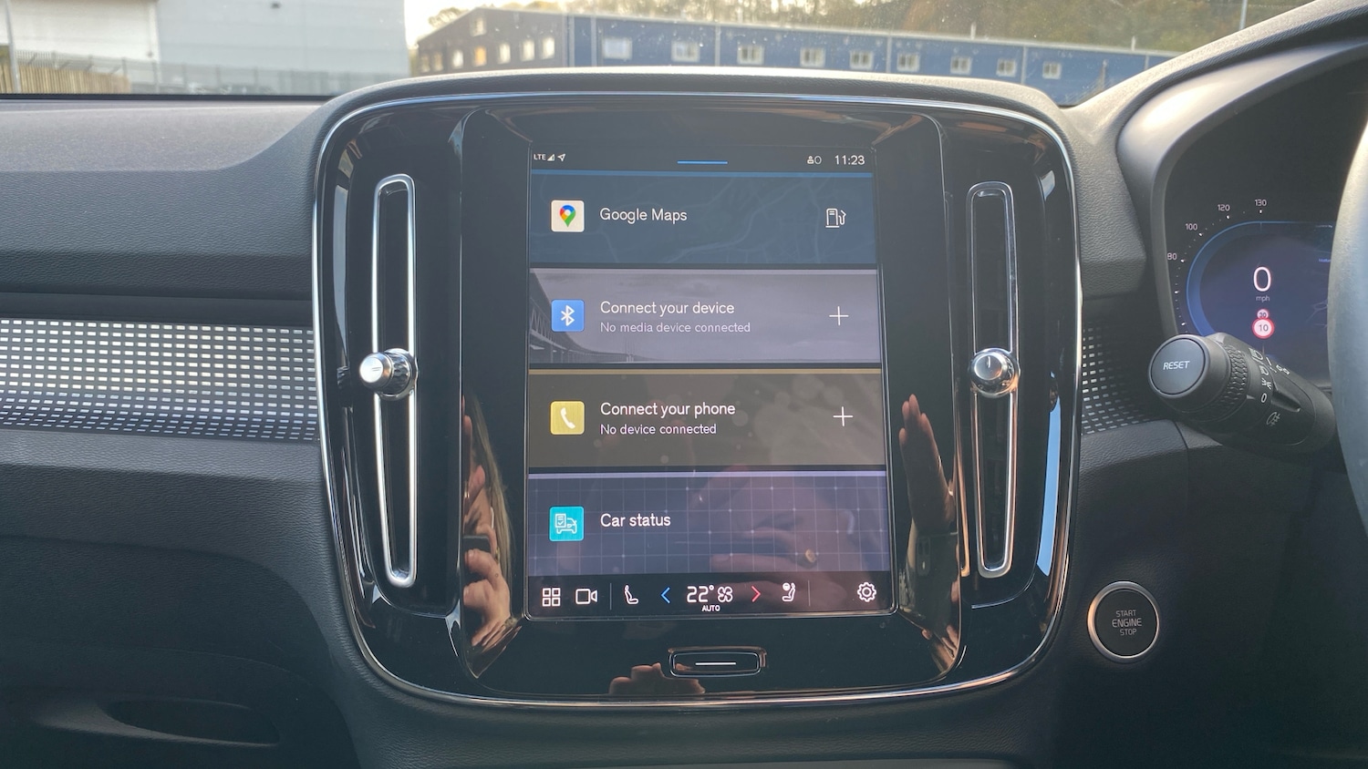 Used Volvo XC40 2024 for sale - 76653263: Photo 12