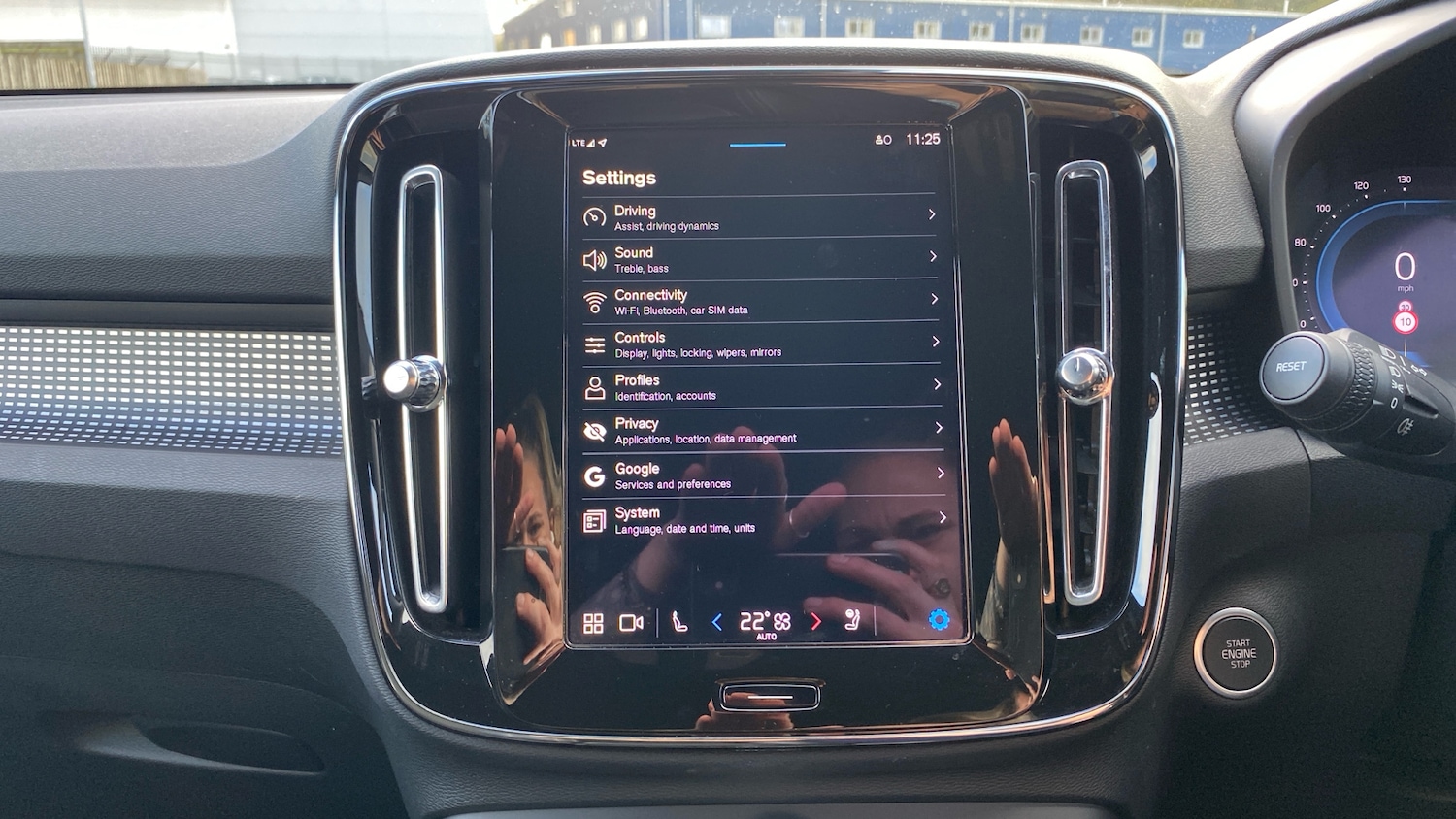 Used Volvo XC40 2024 for sale - 76653263: Photo 21