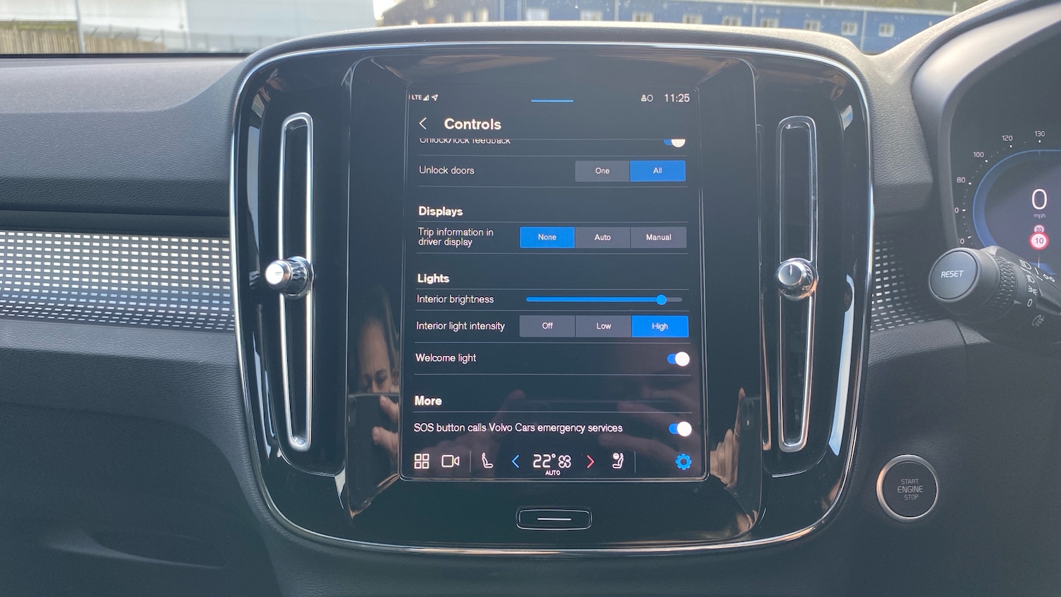 Used Volvo XC40 2024 for sale - 76653263: Photo 26